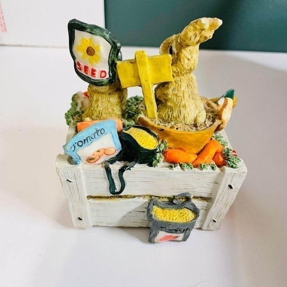 Music Box Rabbits Seeds Stand **VINTAGE** - Picture 4 of 6